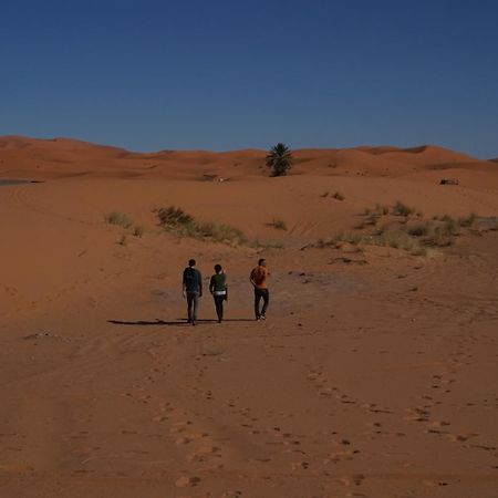 Hotel Bivouac Camel Trips Merzouga Esterno foto