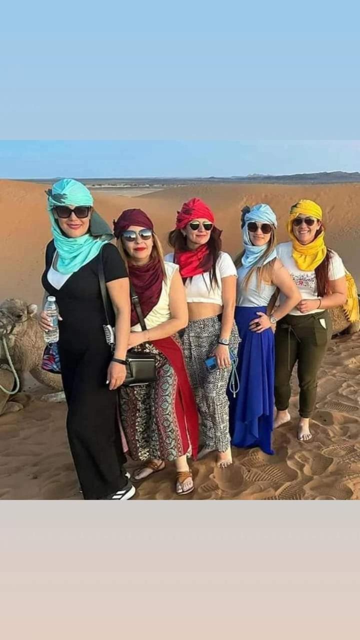 Hotel Bivouac Camel Trips Merzouga Esterno foto