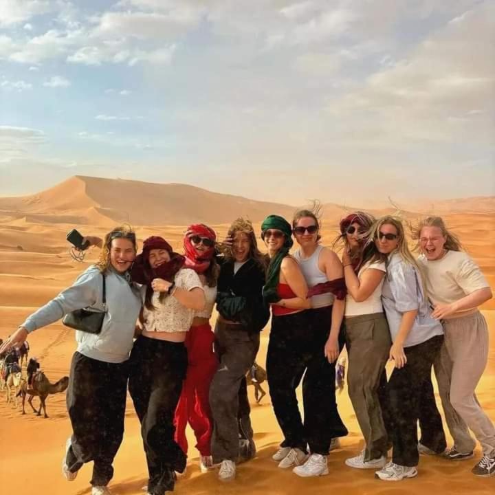 Hotel Bivouac Camel Trips Merzouga Esterno foto