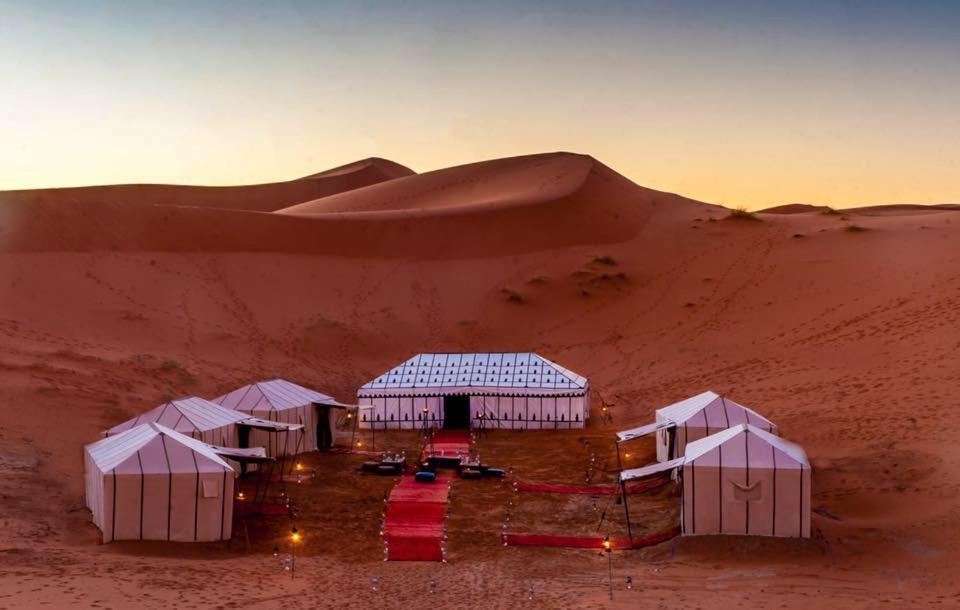 Hotel Bivouac Camel Trips Merzouga Esterno foto