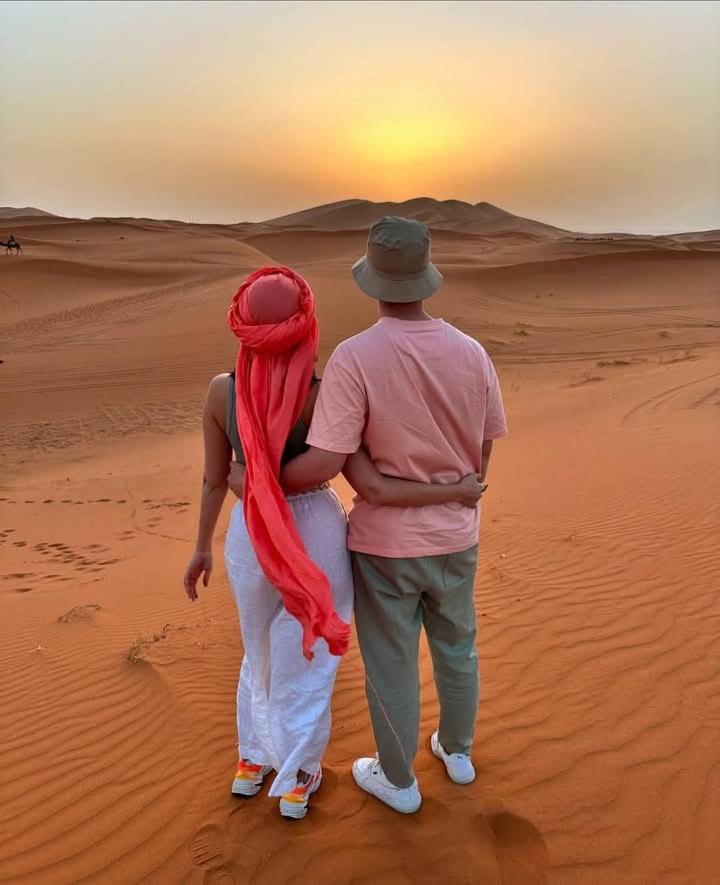 Hotel Bivouac Camel Trips Merzouga Esterno foto