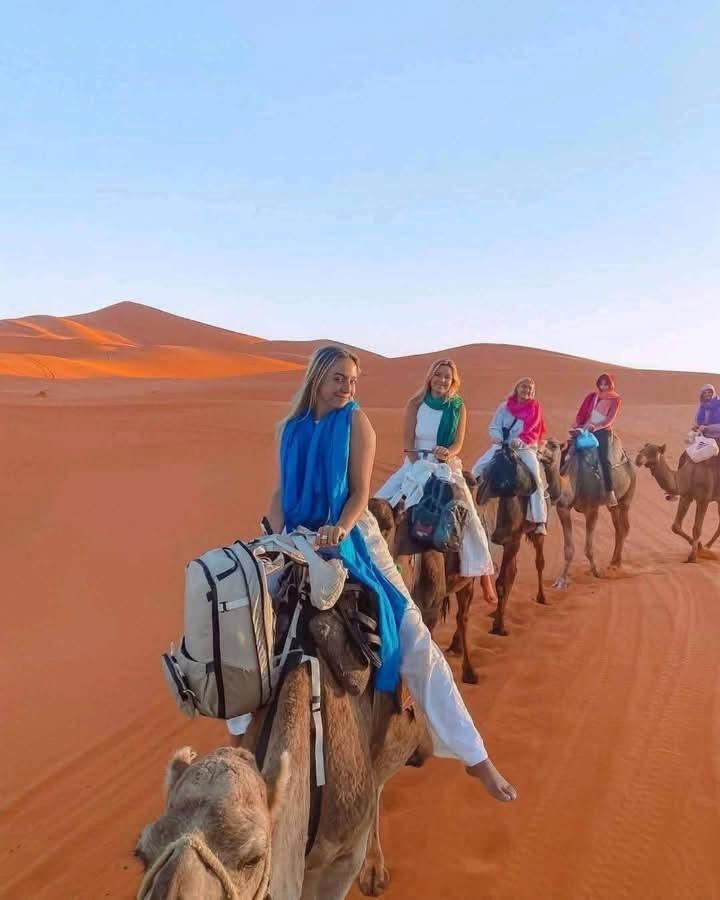Hotel Bivouac Camel Trips Merzouga Esterno foto